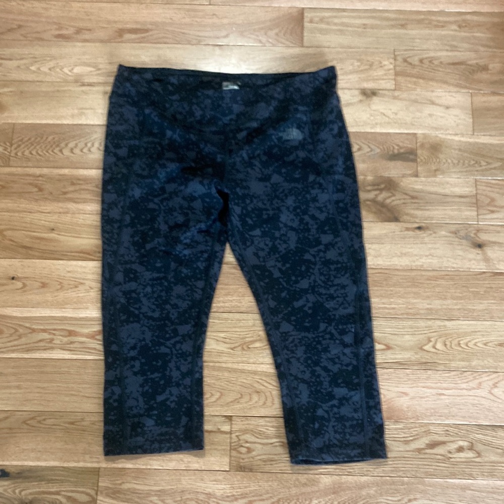 The North Face black camo pattern crop pants
